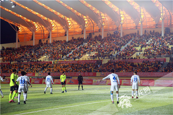 德罗巴重返赛场，锐不可当首场状态出色，切尔西观众沸腾！