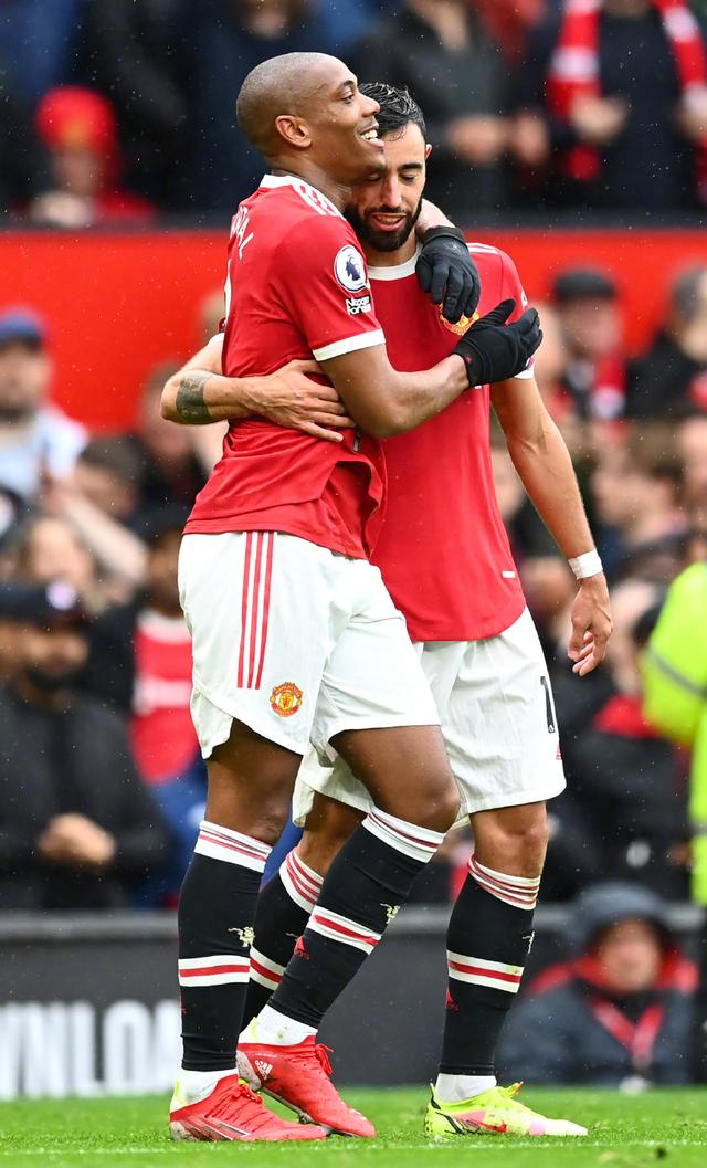 包含纽卡斯尔发布备战花絮；赛前迎来里程碑；意大利杯任务艰巨；医务组通报恢复的词条